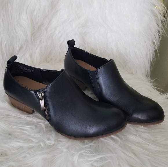 Sonoma Shoes - Sonoma Leather Heeled Dress Shoe